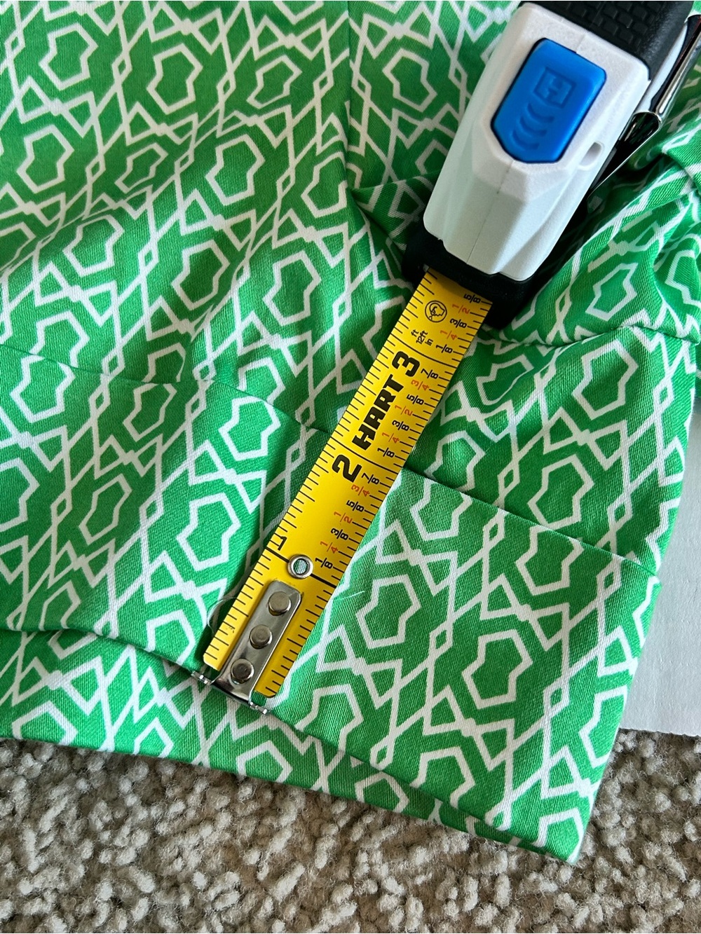 New York & Company Green Geometric Ruffle-Hem Shorts - Picture 3 of 5